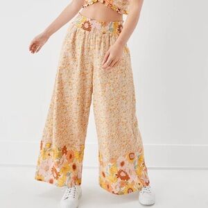 American Eagle 70s Retro Floral Smocked High Waist Wide Leg Pants Size Small